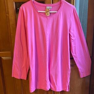 Focus Size Medium Magenta Soft Long Sleeve Top